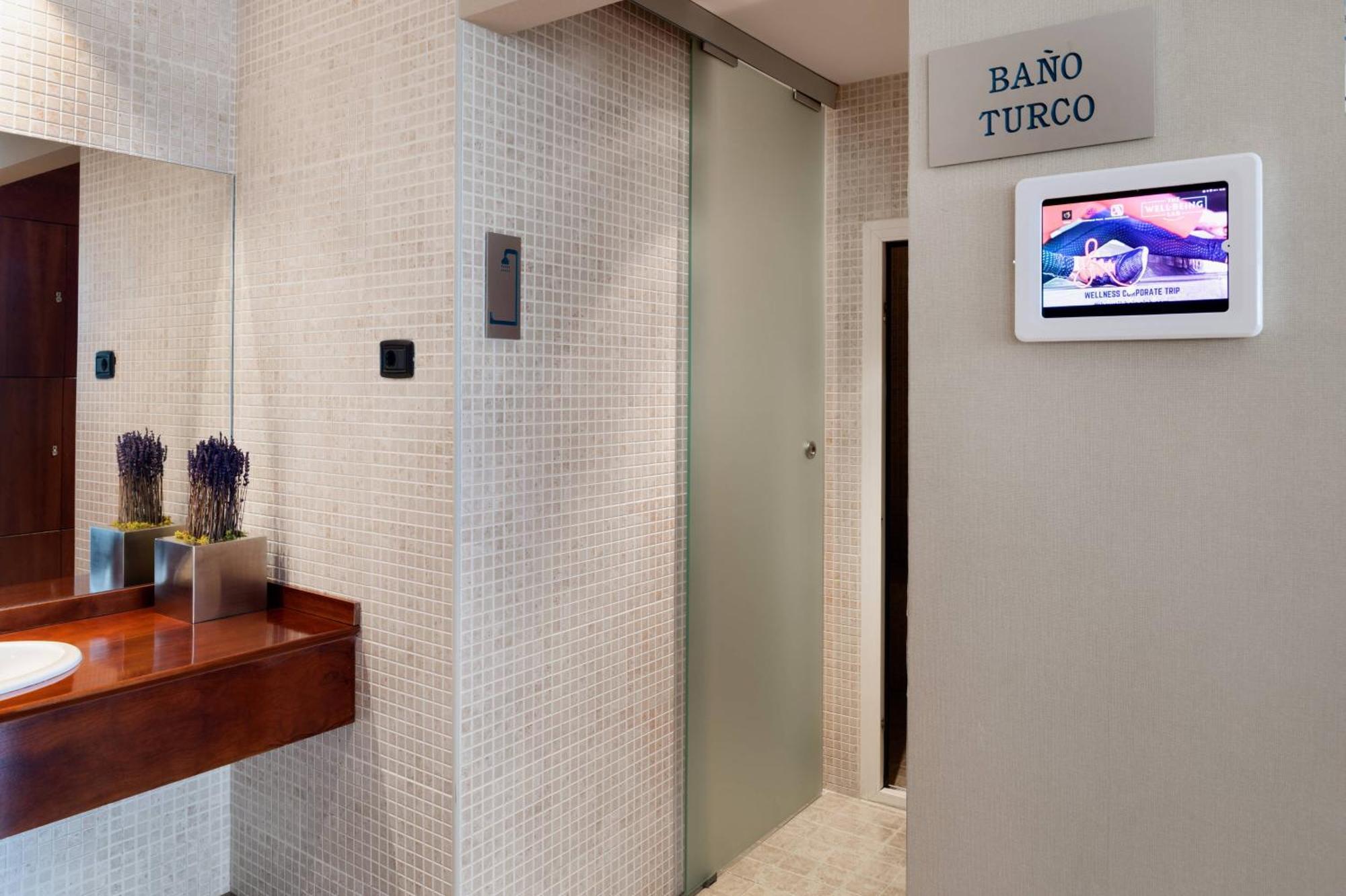 Ac Hotel Gijon By Marriott Ngoại thất bức ảnh