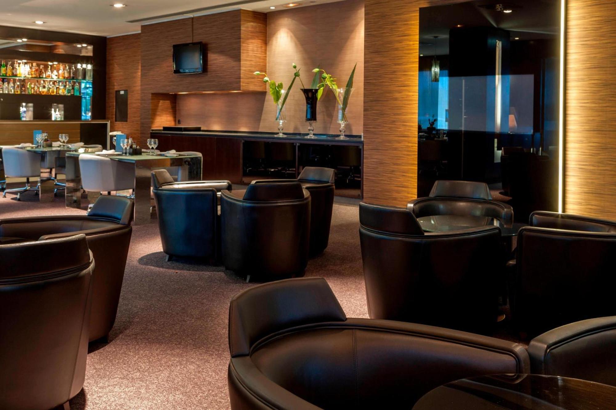 Ac Hotel Gijon By Marriott Ngoại thất bức ảnh