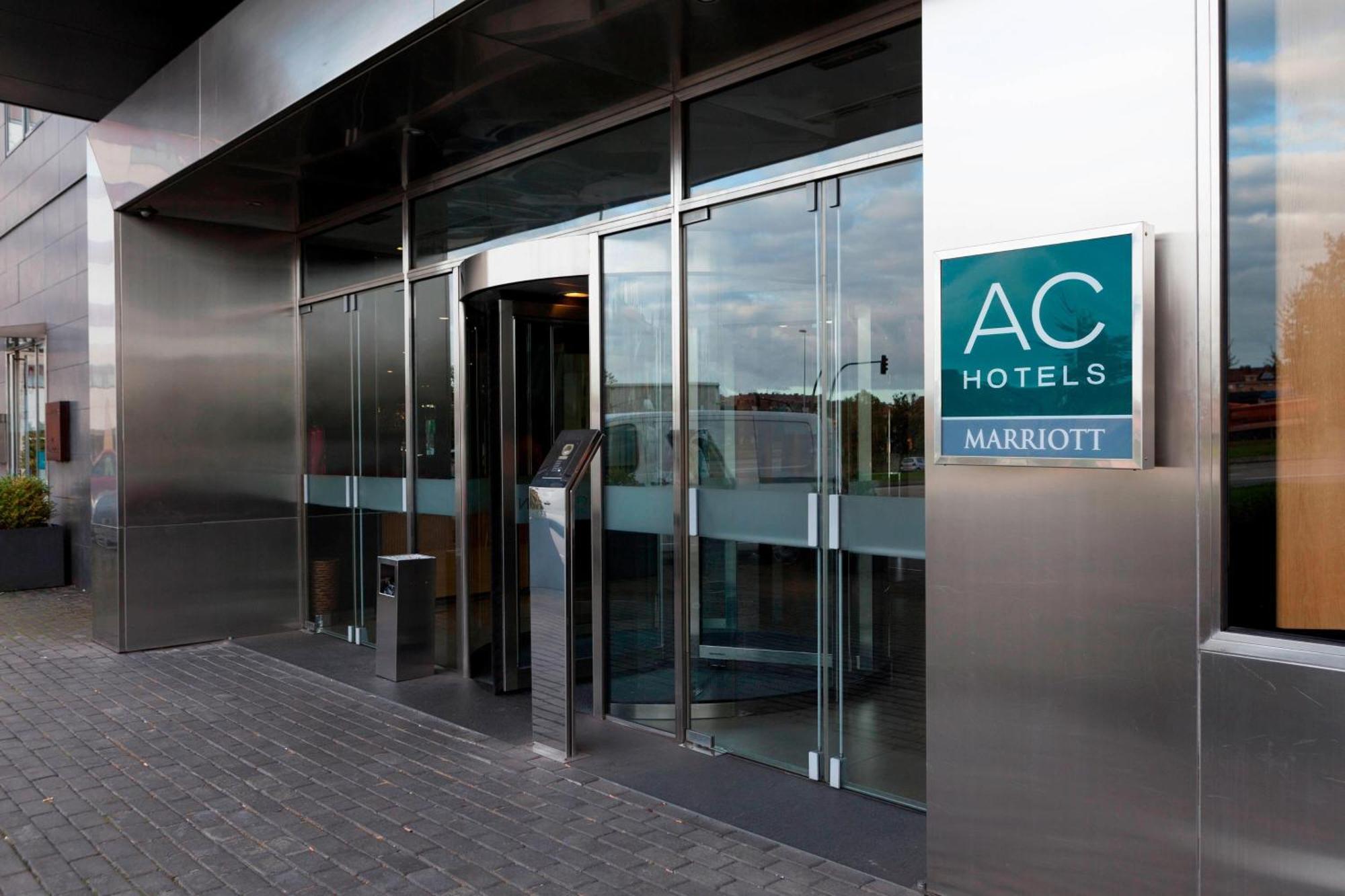 Ac Hotel Gijon By Marriott Ngoại thất bức ảnh