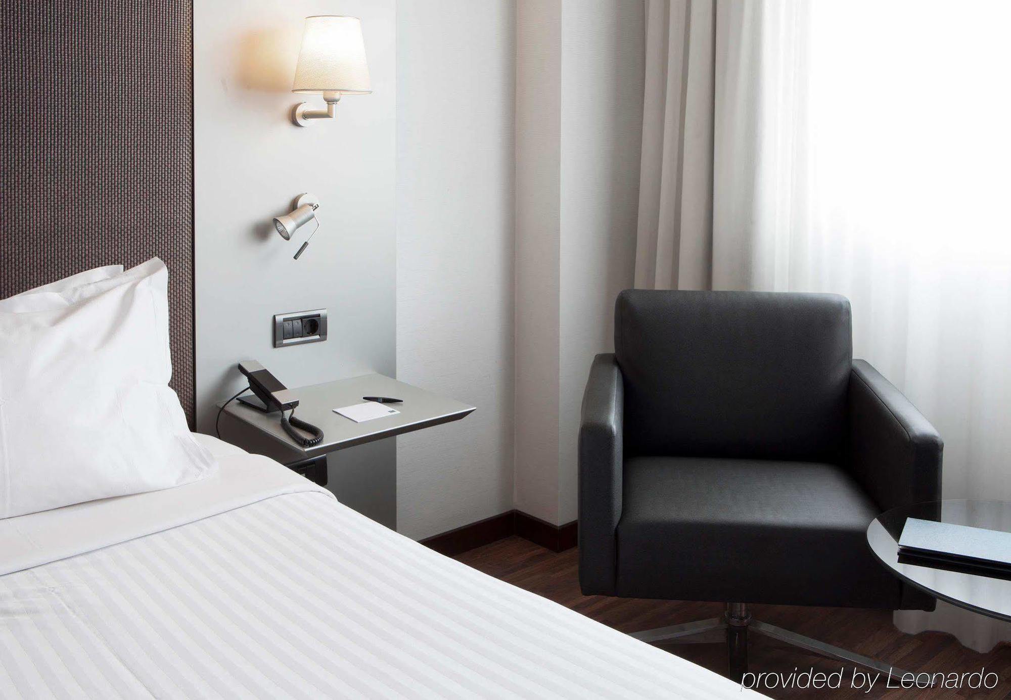 Ac Hotel Gijon By Marriott Ngoại thất bức ảnh